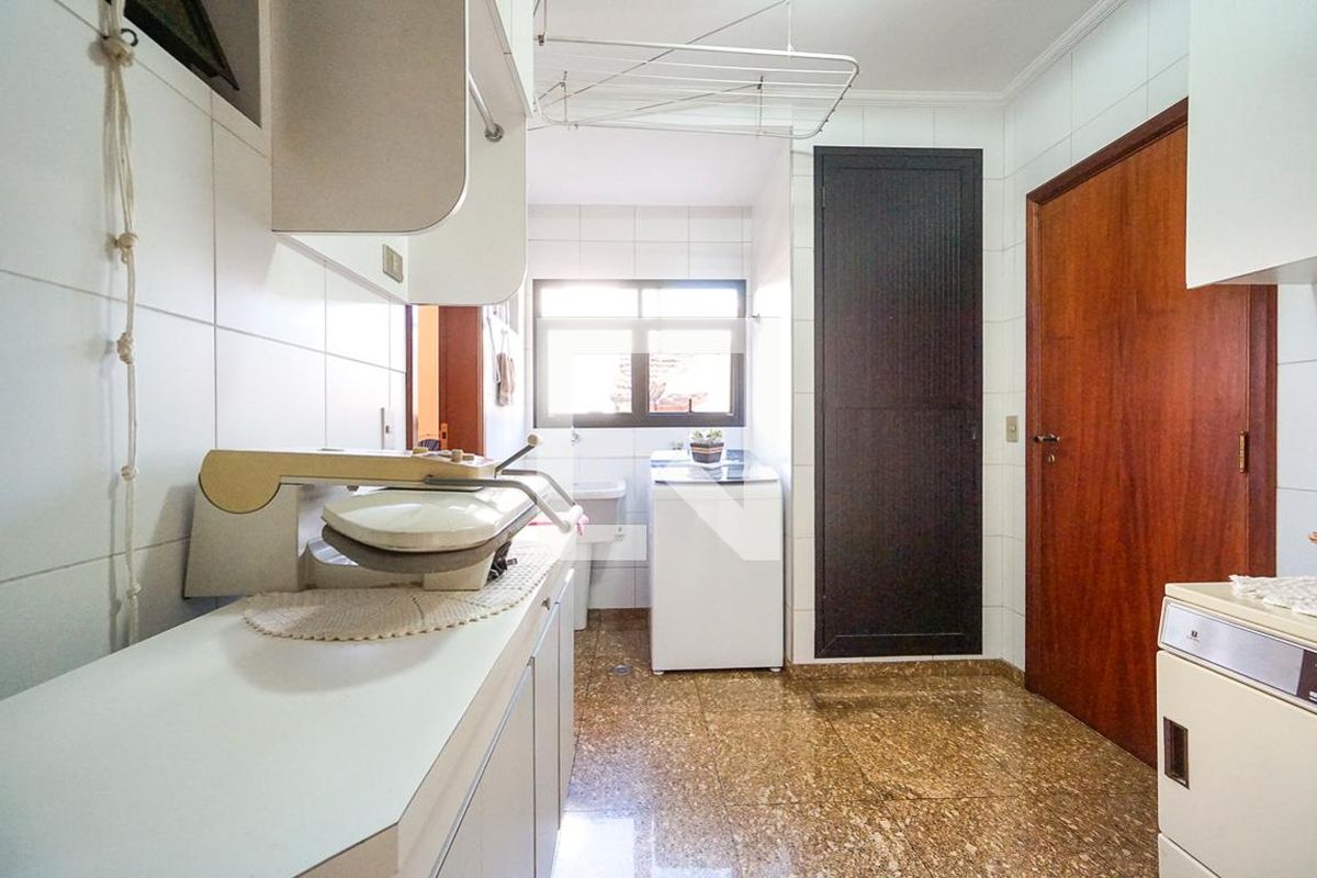 Apartamento, 3 quartos, 200 m² - Foto 112