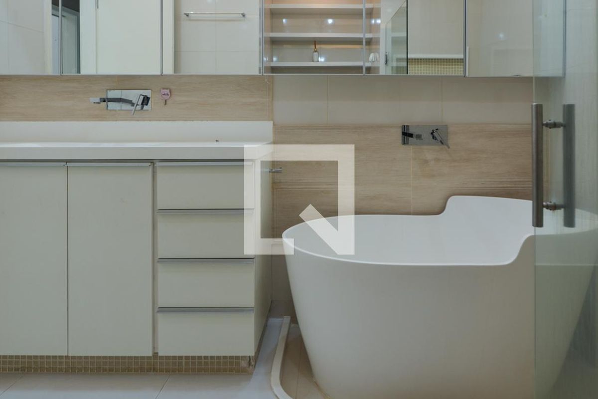 Apartamento, 3 quartos, 142 m² - Foto 100