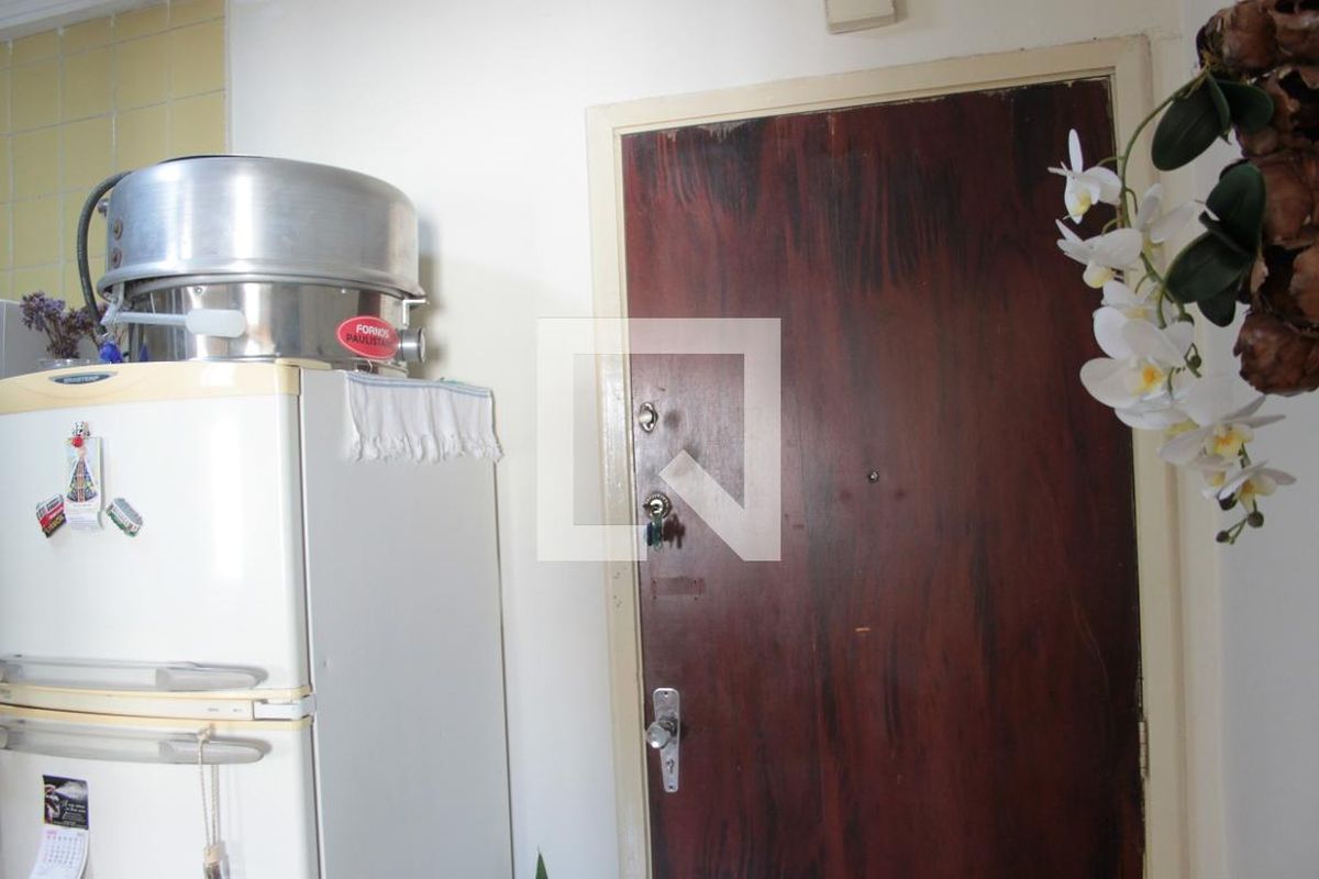 Apartamento à Venda - Cambuí, 1 Quarto,  37 m2 em , Campinas - sp | SoloBR