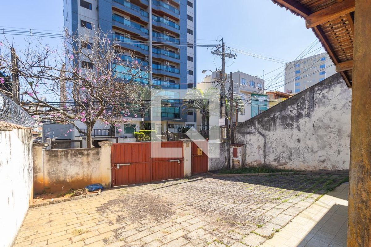 Casa à Venda - Jardim Planalto, 6 Quartos,  300 m2 em , Campinas - sp | SoloBR