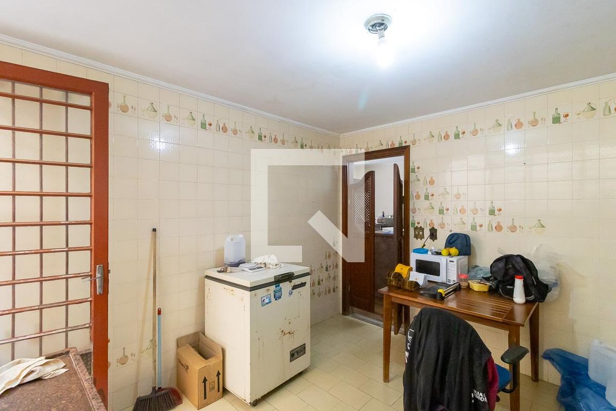Casa à Venda - Jardim Planalto, 6 Quartos,  300 m2 em , Campinas - sp | SoloBR
