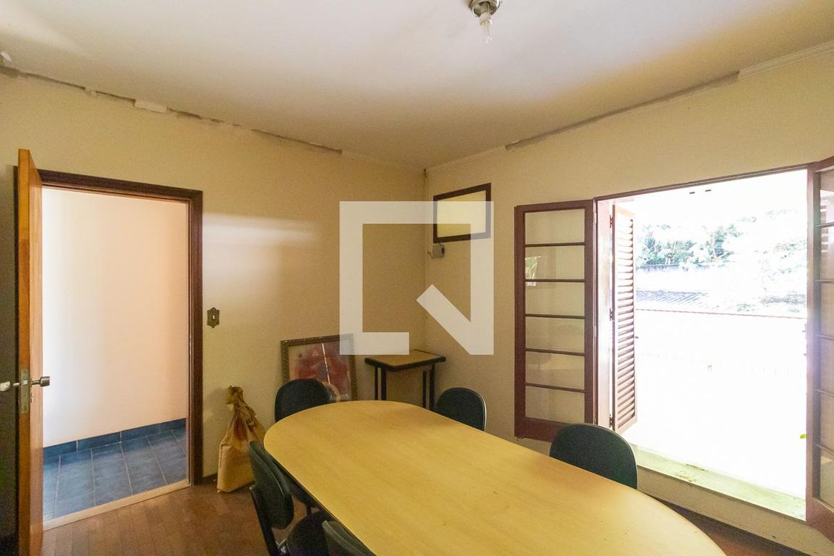 Casa à Venda - Jardim Planalto, 6 Quartos,  300 m2 em , Campinas - sp | SoloBR