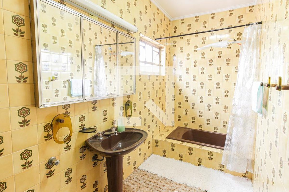 Casa, 4 quartos, 250 m² - Foto 42