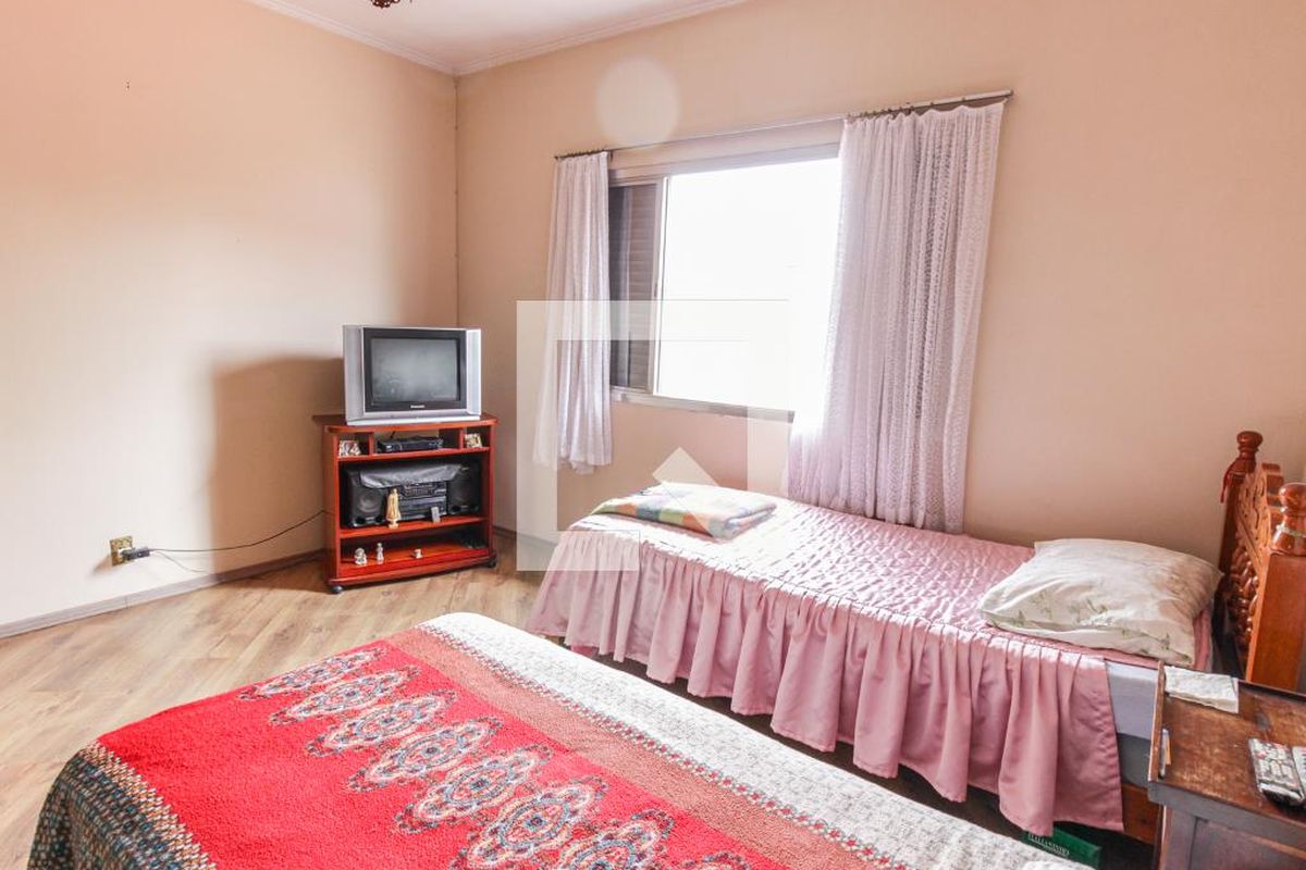 Casa, 4 quartos, 250 m² - Foto 28