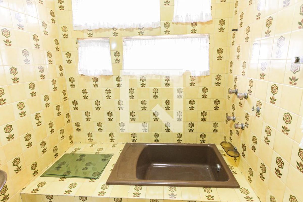 Casa, 4 quartos, 250 m² - Foto 52