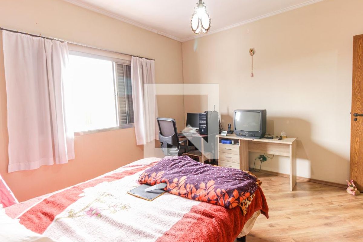 Casa, 4 quartos, 250 m² - Foto 22