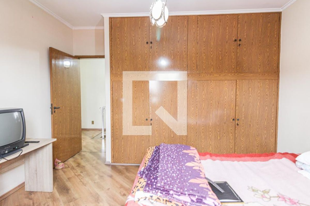 Casa, 4 quartos, 250 m² - Foto 20