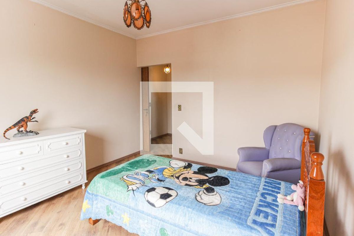 Casa, 4 quartos, 250 m² - Foto 14