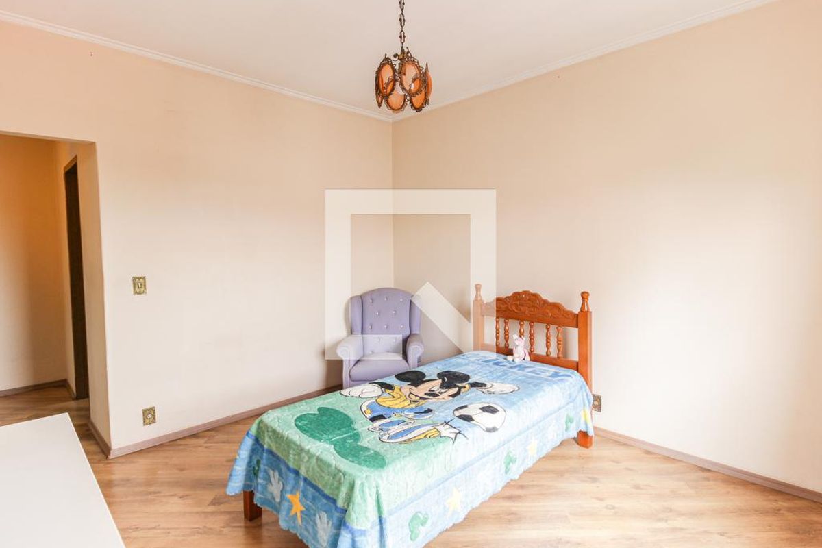 Casa, 4 quartos, 250 m² - Foto 12