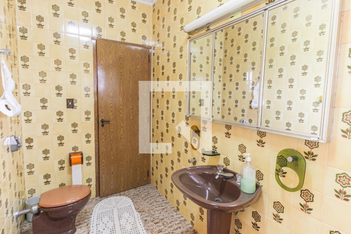 Casa, 4 quartos, 250 m² - Foto 40