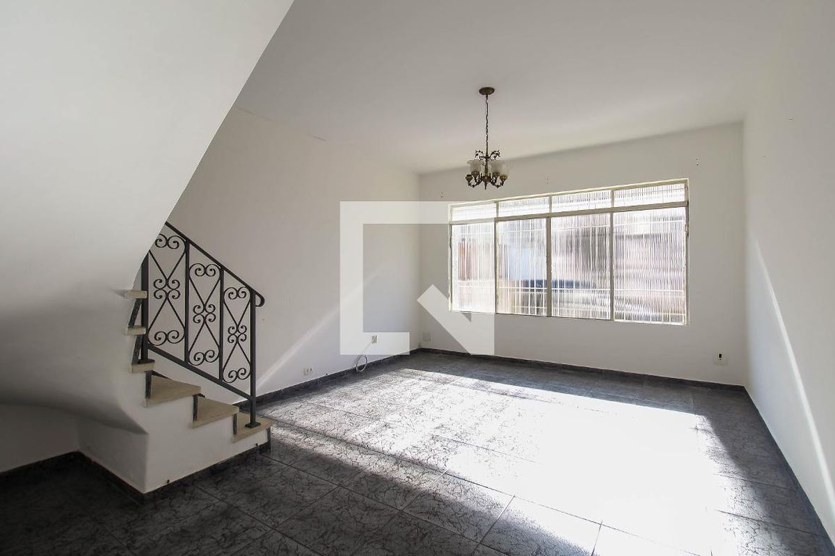 Casa, 3 quartos, 200 m² - Foto 1
