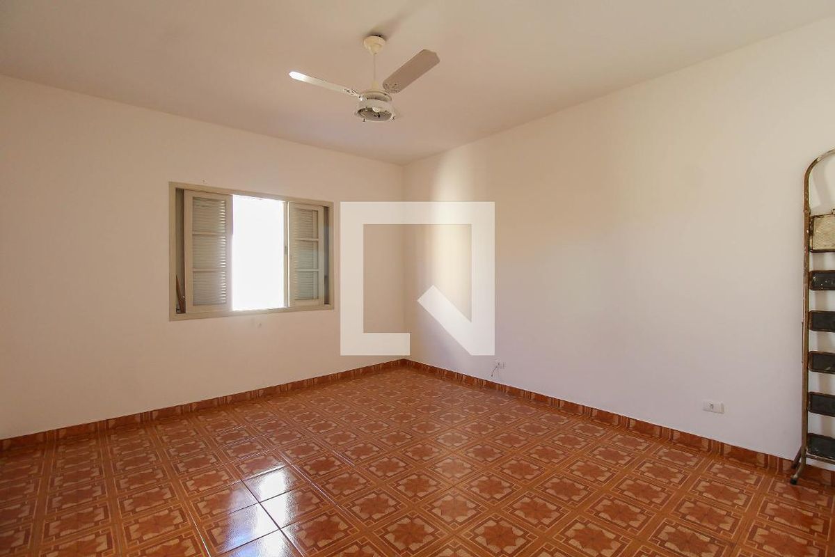 Casa, 3 quartos, 200 m² - Foto 5