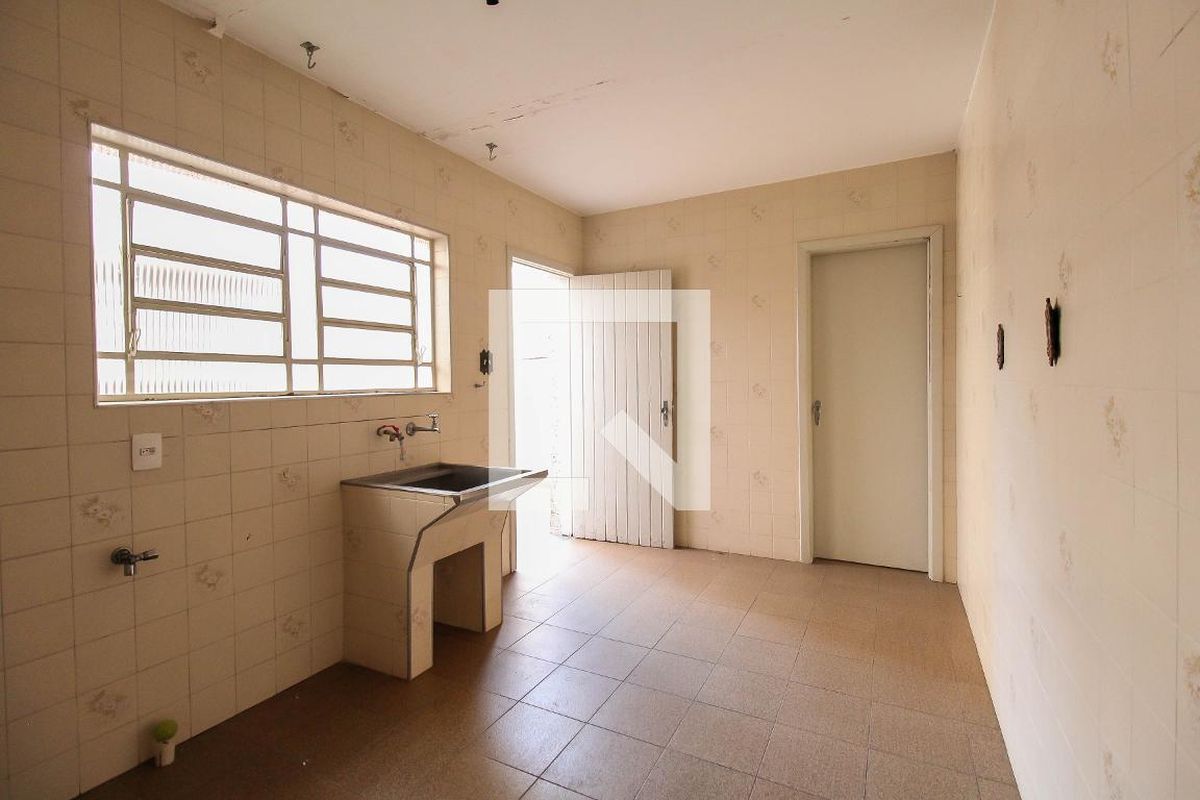 Casa, 3 quartos, 200 m² - Foto 35