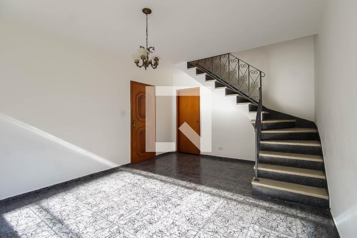 Casa, 3 quartos, 200 m² - Foto 2