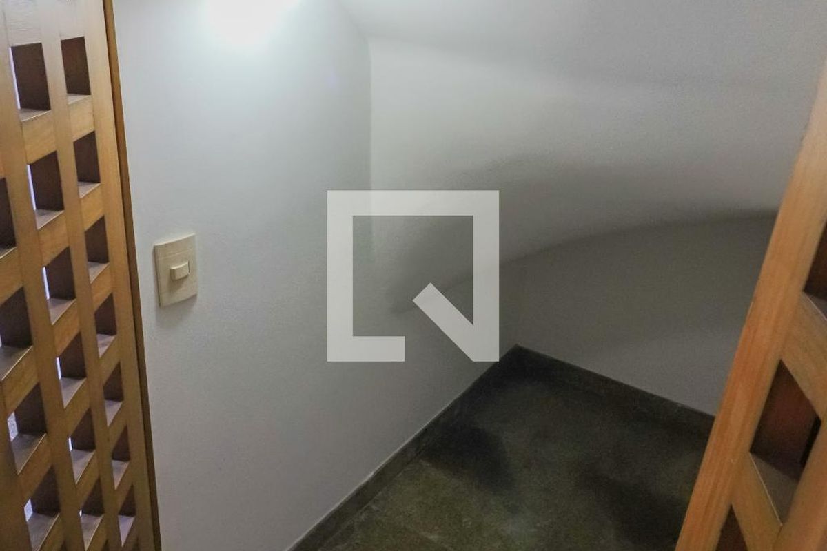 Casa, 4 quartos, 420 m² - Foto 32