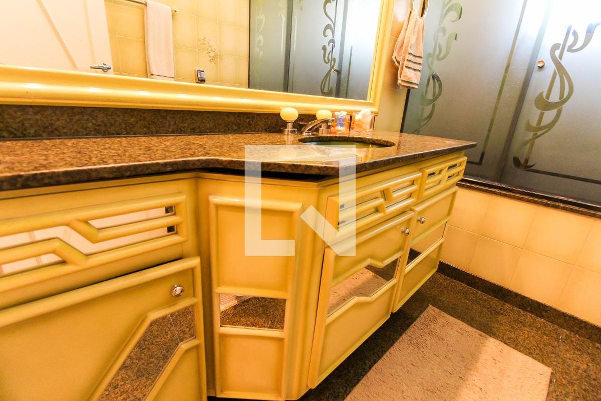 Apartamento, 3 quartos, 207 m² - Foto 94