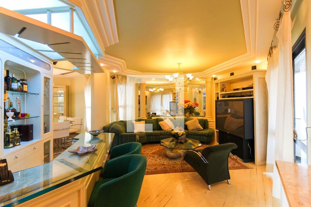 Apartamento, 3 quartos, 207 m² - Foto 2