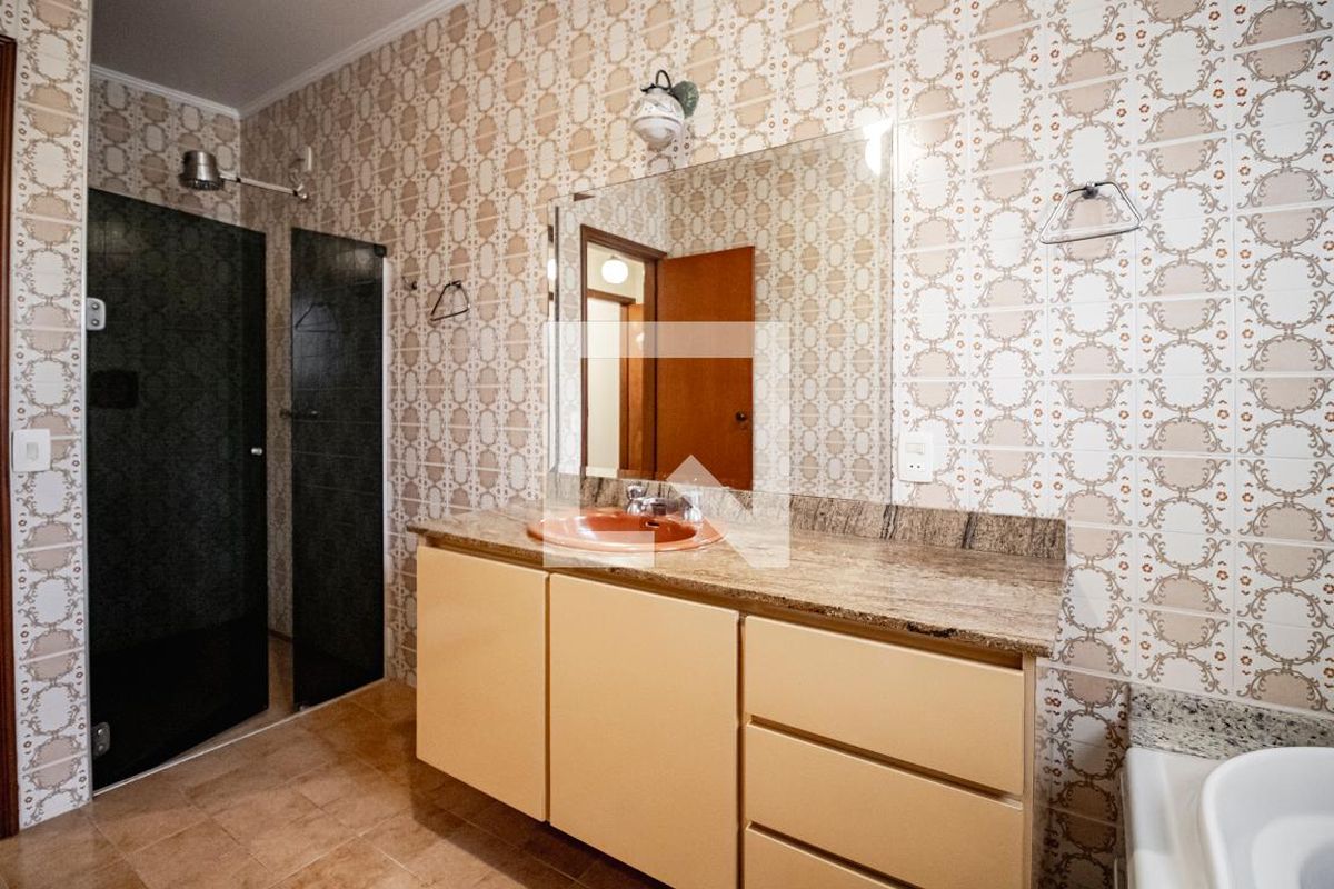 Casa, 4 quartos, 349 m² - Foto 57