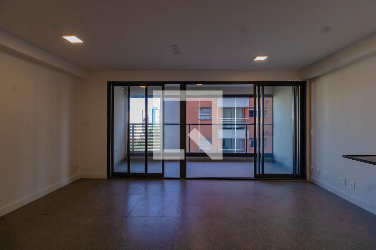 Apartamento, 1 quarto, 37 m² - Foto 2