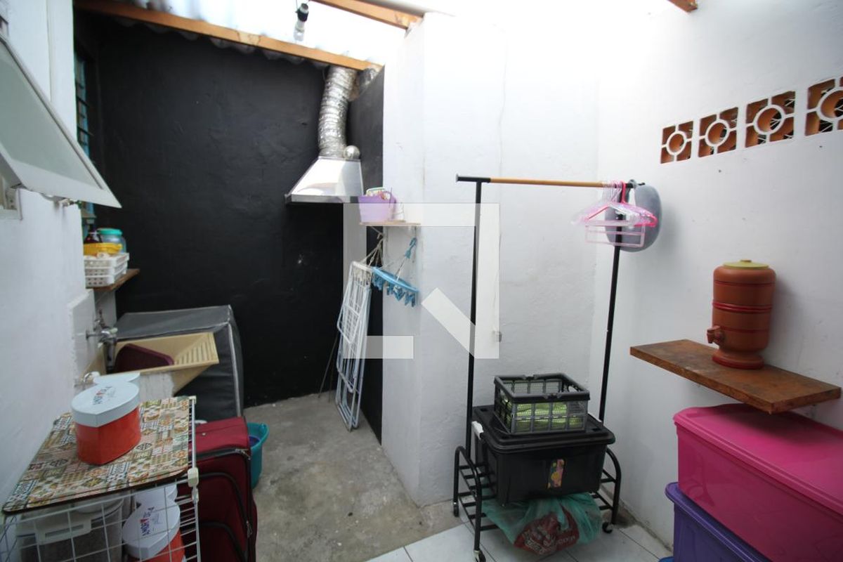 Casa, 2 quartos, 200 m² - Foto 50