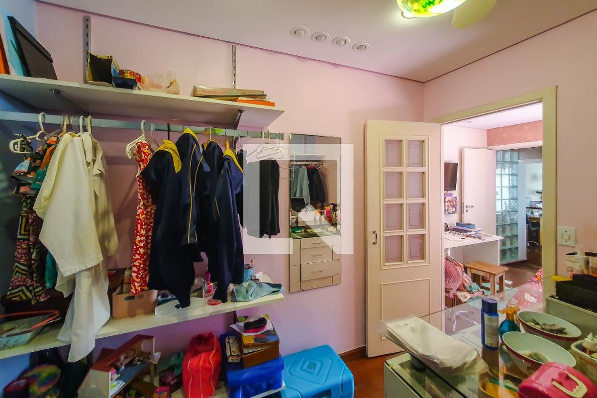 Casa, 3 quartos, 220 m² - Foto 37
