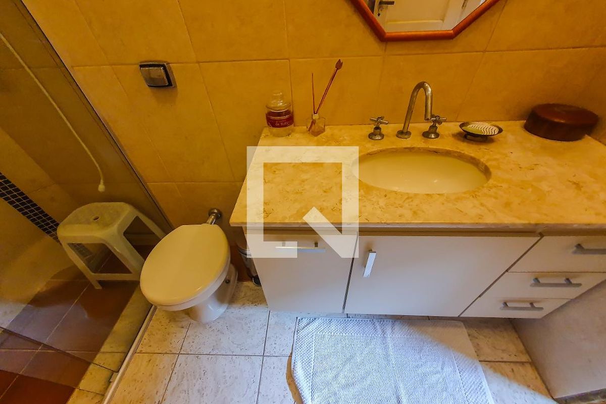 Casa, 3 quartos, 220 m² - Foto 46