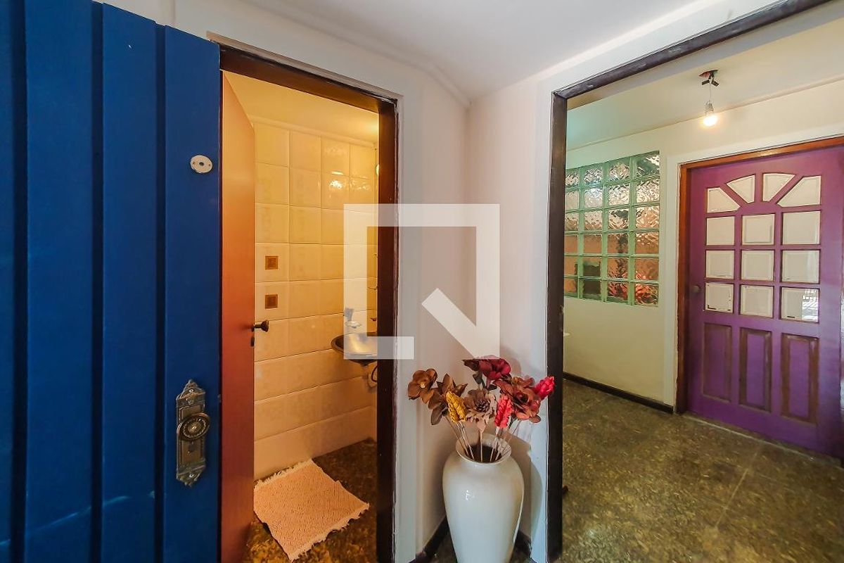 Casa, 3 quartos, 220 m² - Foto 8