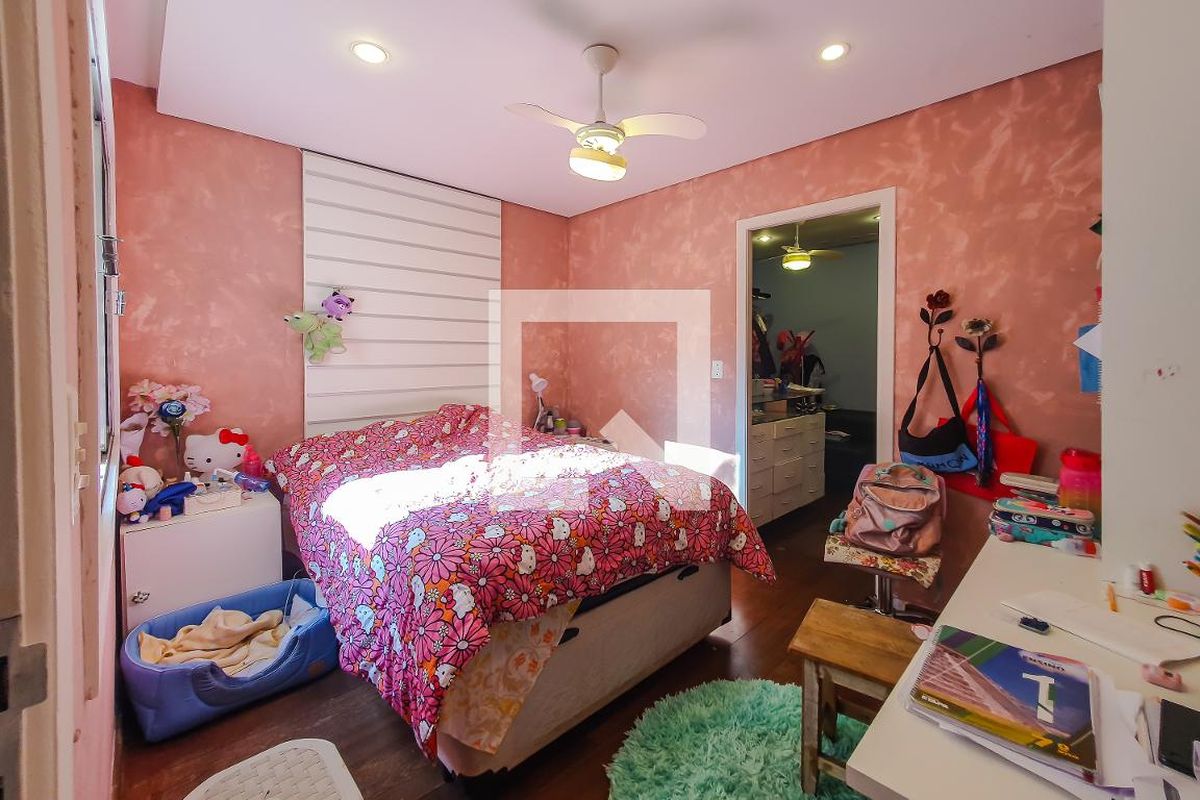 Casa, 3 quartos, 220 m² - Foto 29