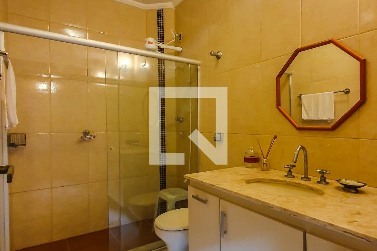 Casa, 3 quartos, 220 m² - Foto 45