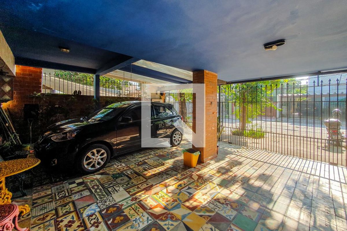 Casa, 3 quartos, 220 m² - Foto 32