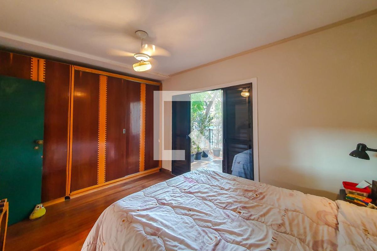 Casa, 3 quartos, 220 m² - Foto 53