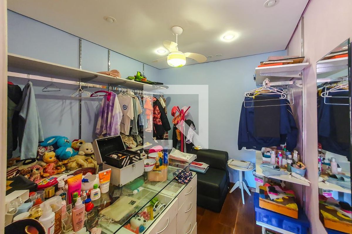 Casa, 3 quartos, 220 m² - Foto 35