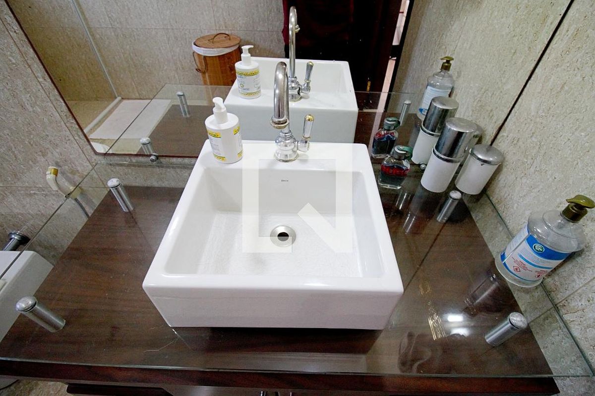 Casa, 3 quartos, 219 m² - Foto 68