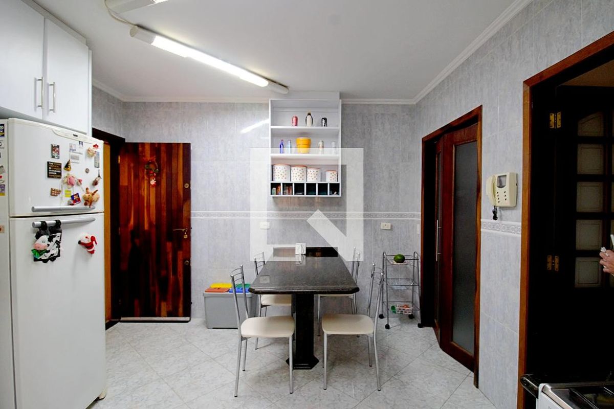 Casa, 3 quartos, 219 m² - Foto 110