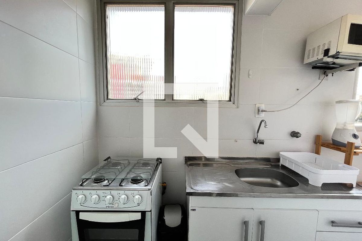 Apartamento à Venda - Cambuí, 1 Quarto,  42 m2 em , Campinas - sp | SoloBR