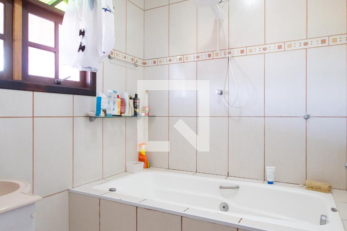 Casa, 3 quartos, 250 m² - Foto 30
