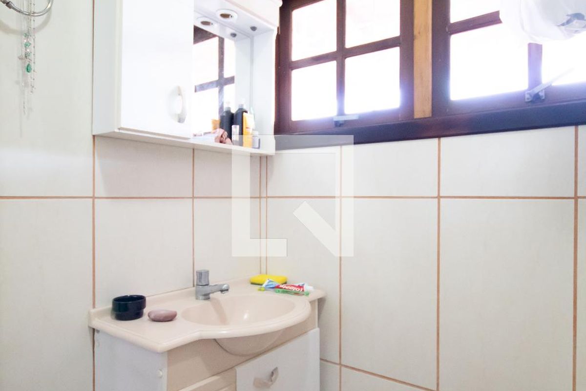 Casa, 3 quartos, 250 m² - Foto 36