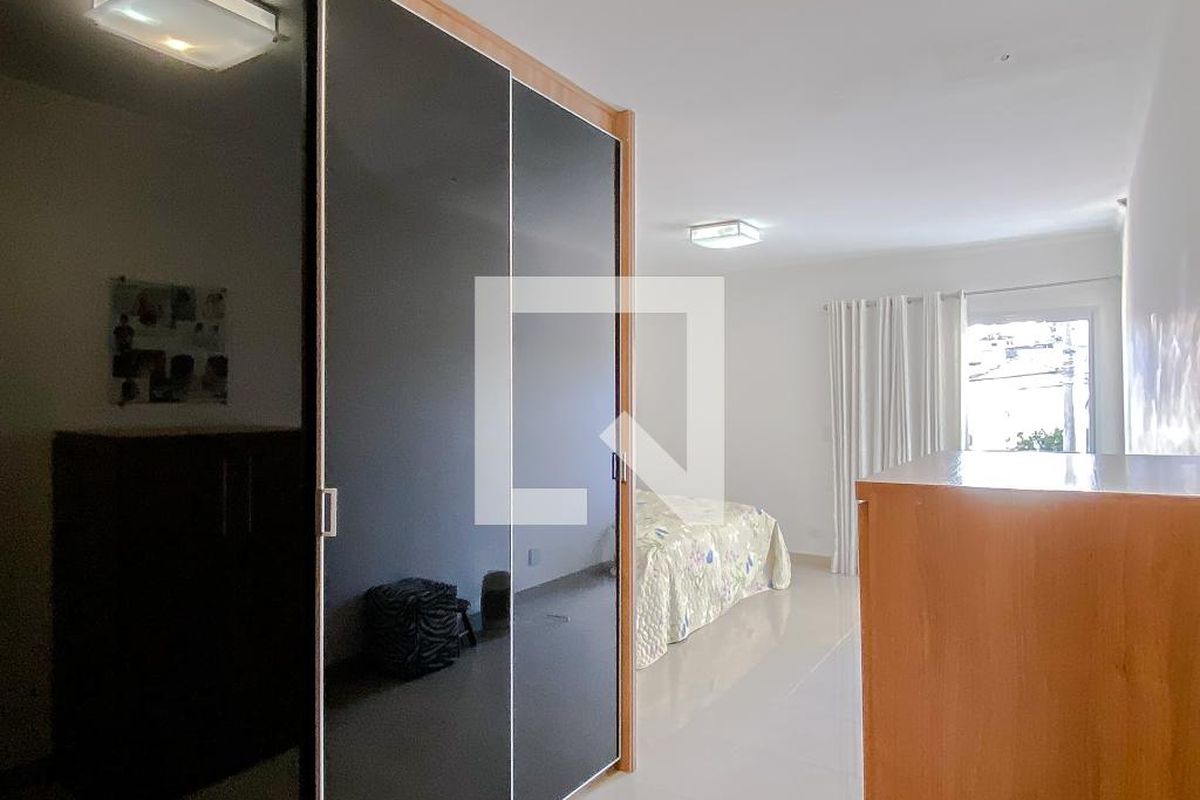 Casa, 3 quartos, 230 m² - Foto 30