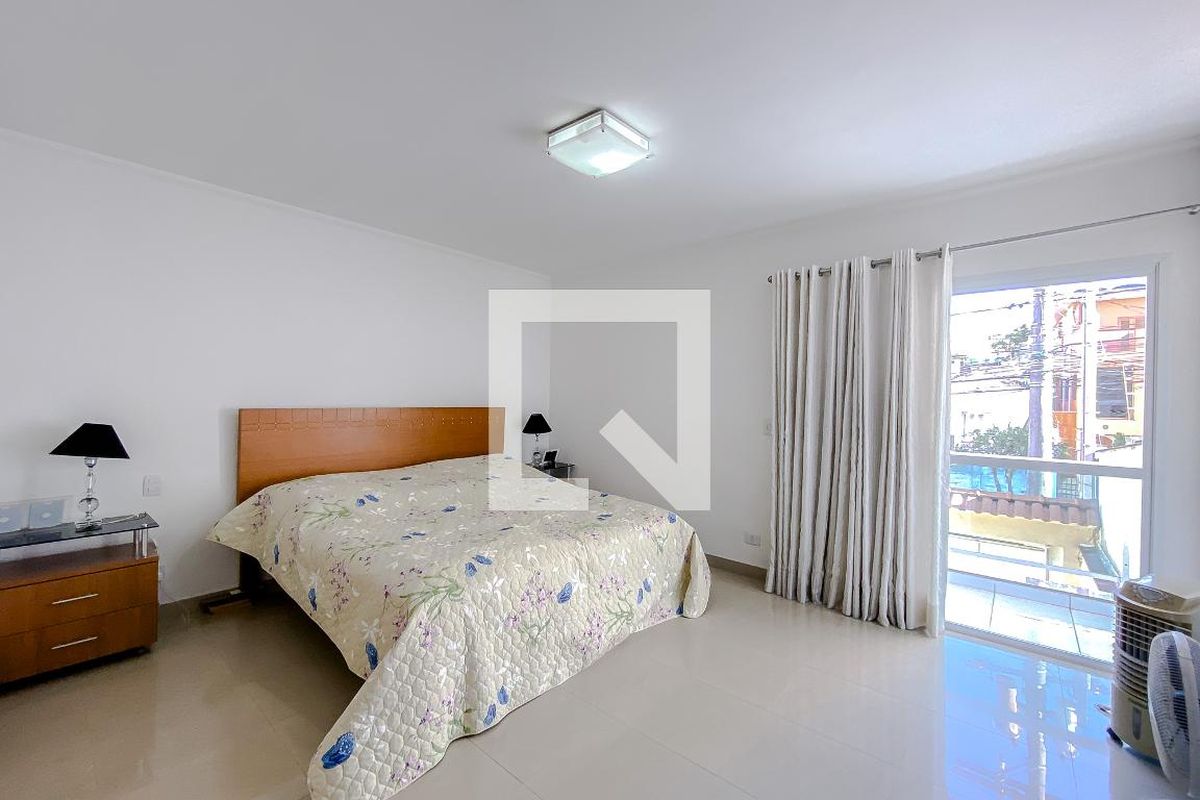 Casa, 3 quartos, 230 m² - Foto 34