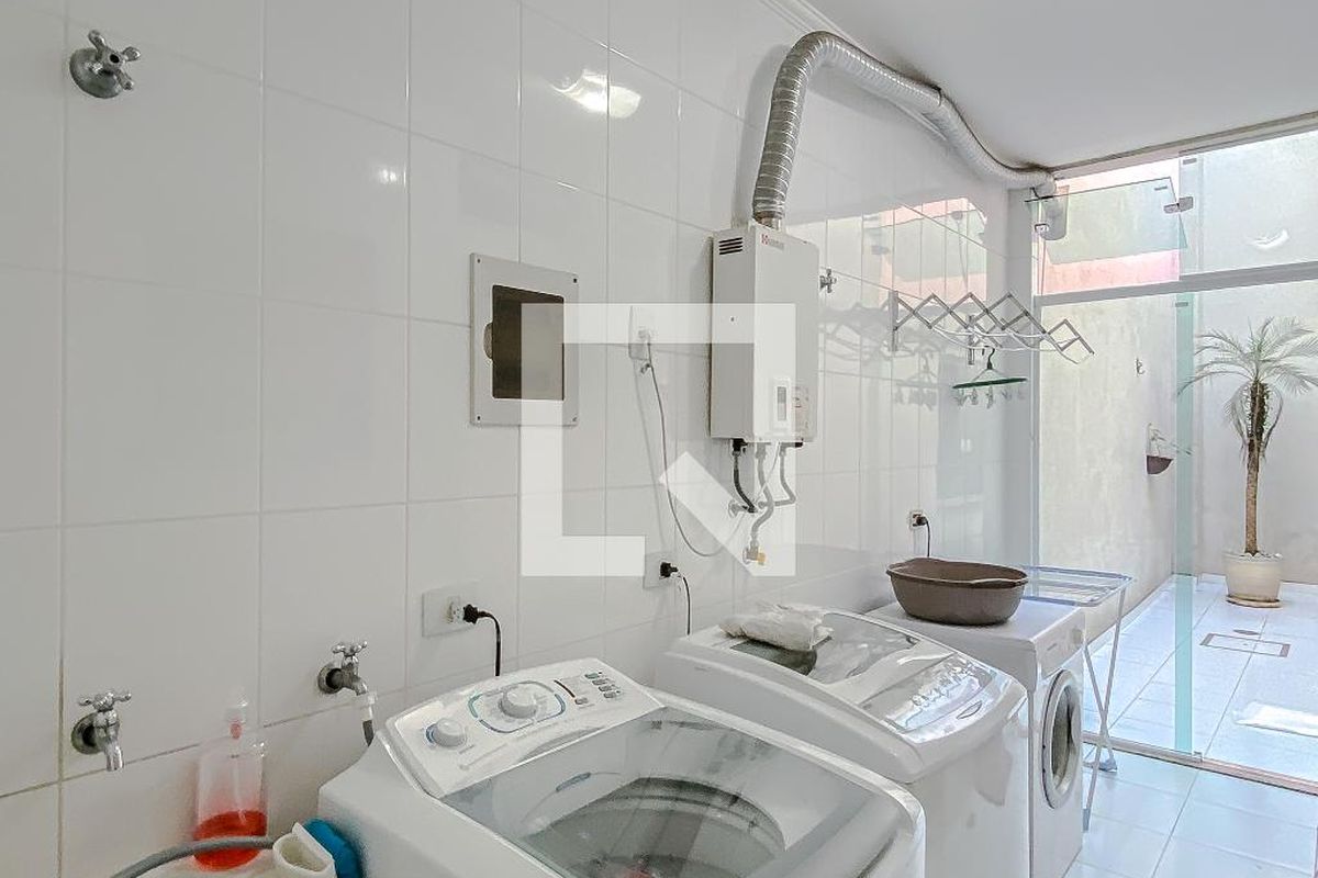 Casa, 3 quartos, 230 m² - Foto 130