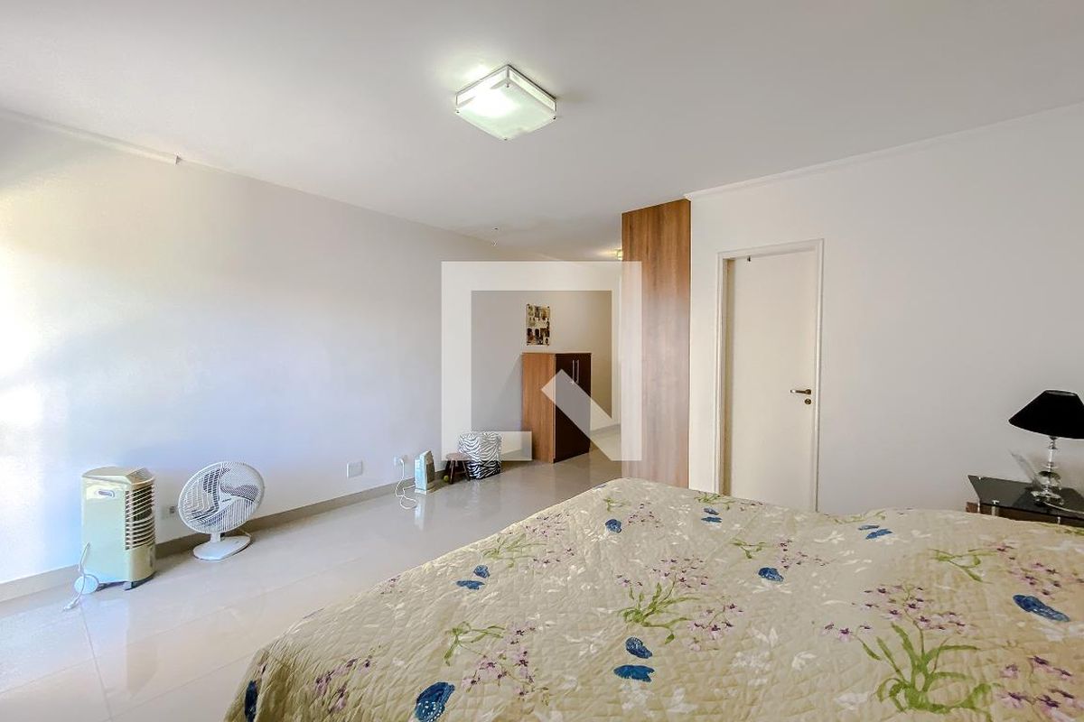Casa, 3 quartos, 230 m² - Foto 40