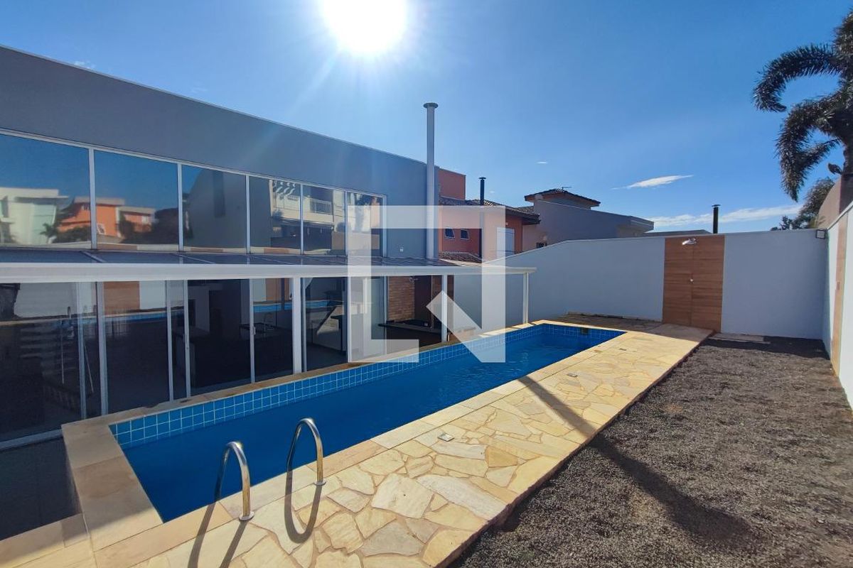 Casa à Venda - Swiss Park, 4 Quartos,  282 m2 em , Campinas - sp | SoloBR