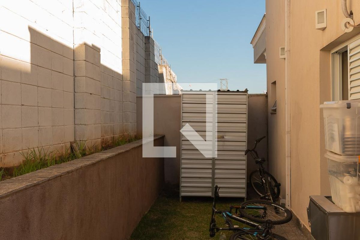Casa à Venda - Swiss Park, 3 Quartos,  255 m2 em , Campinas - sp | SoloBR