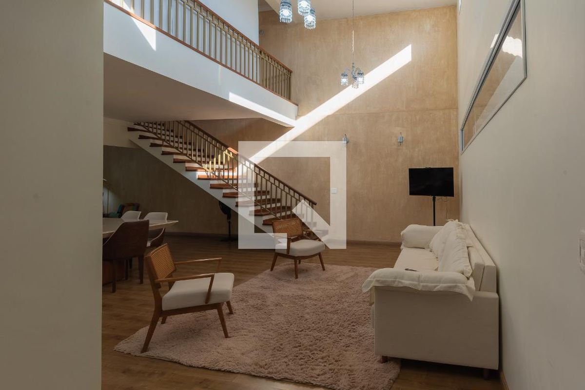 Casa à Venda - Swiss Park, 3 Quartos,  255 m2 em , Campinas - sp | SoloBR