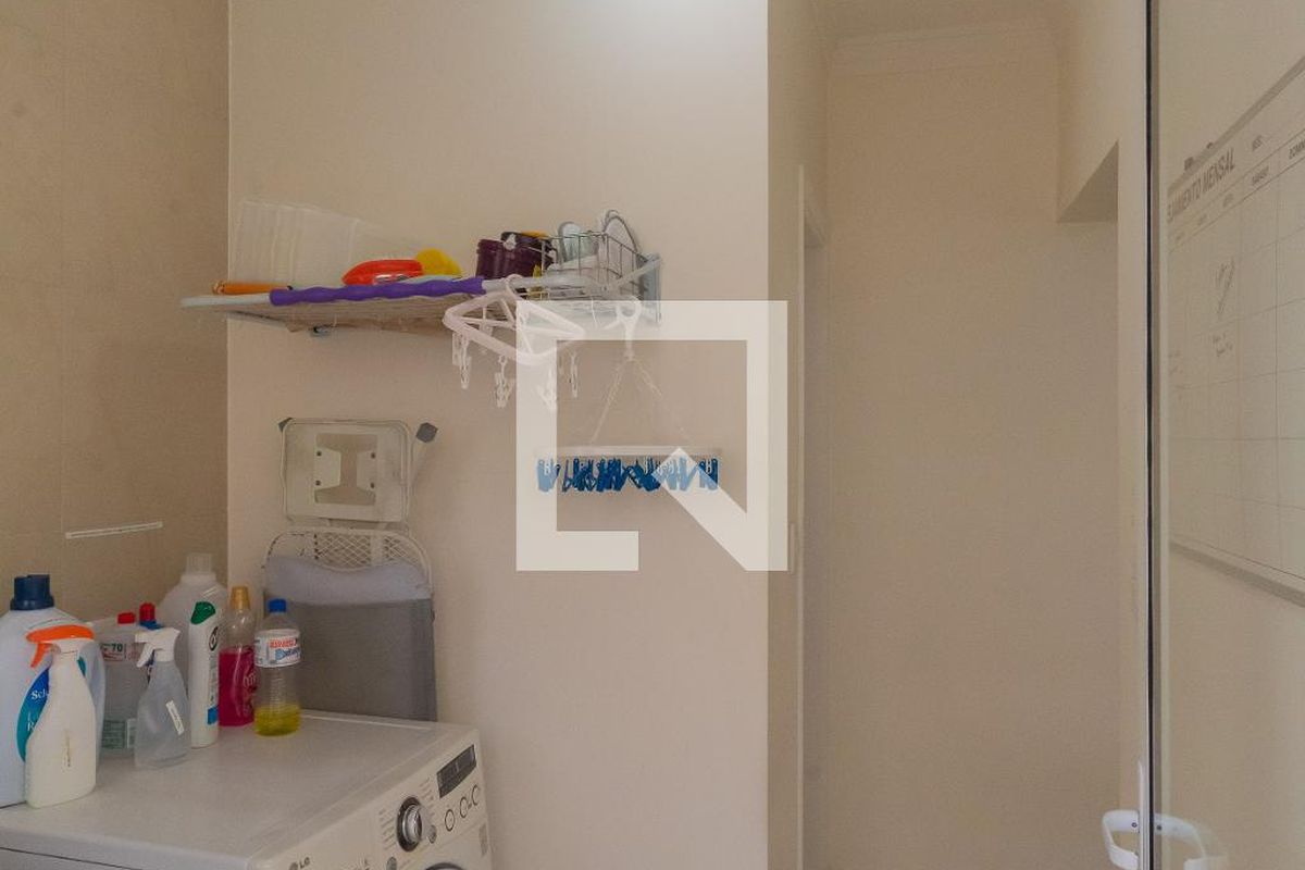 Casa à Venda - Swiss Park, 3 Quartos,  255 m2 em , Campinas - sp | SoloBR