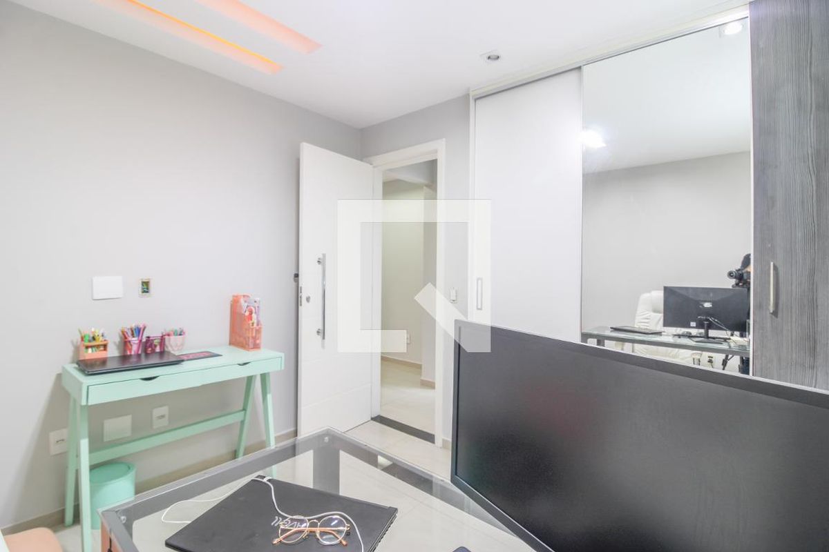 Casa, 4 quartos, 300 m² - Foto 64