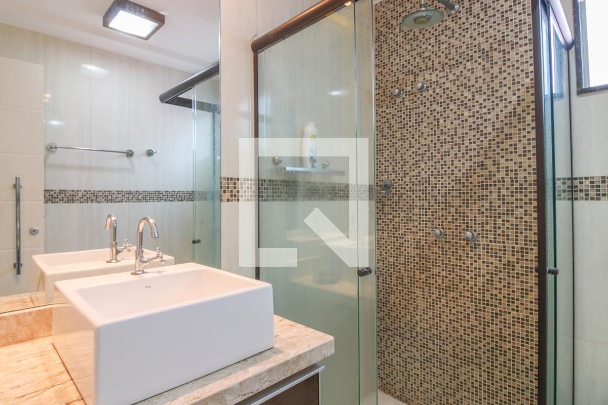 Casa, 4 quartos, 300 m² - Foto 68