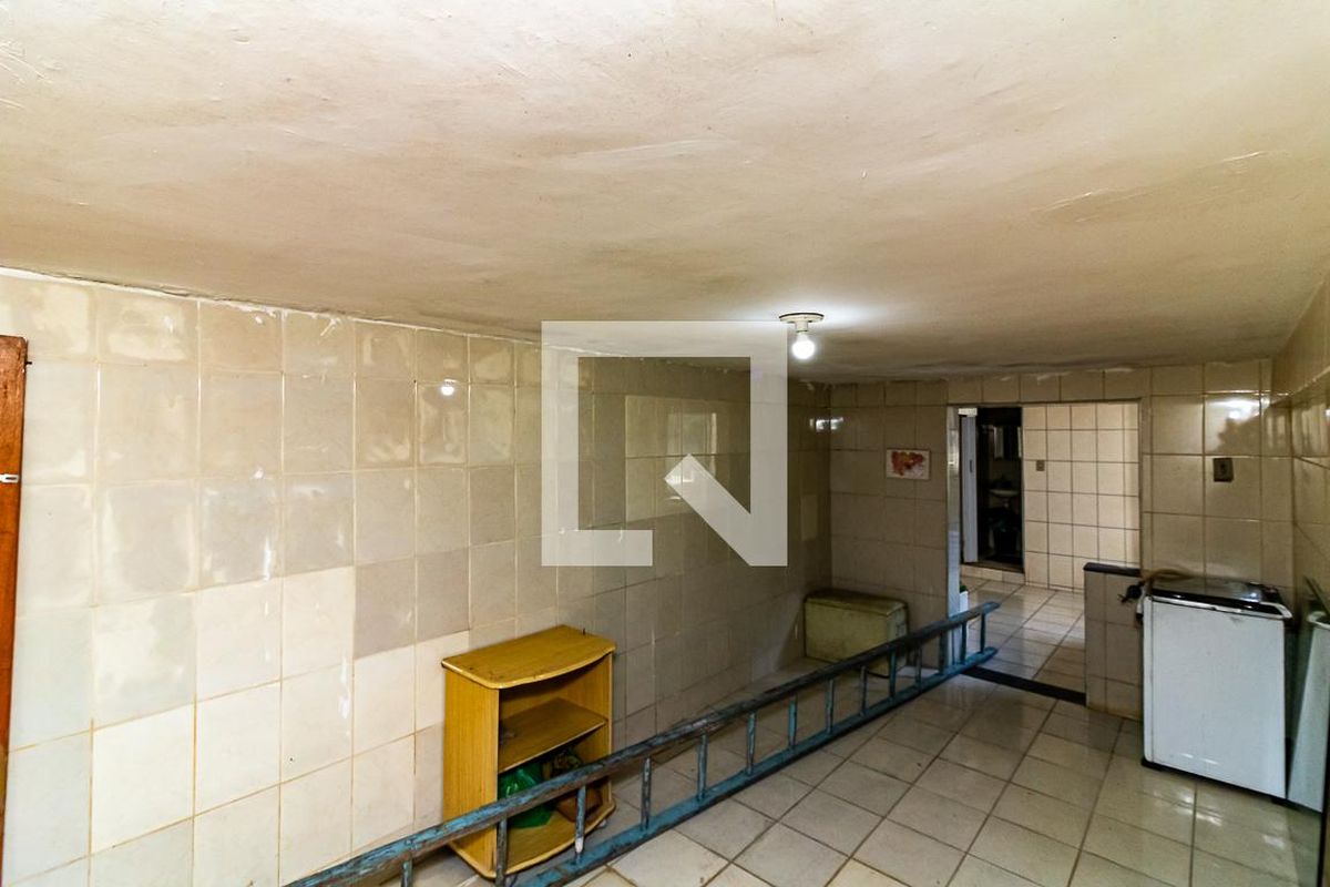 Casa, 4 quartos, 215 m² - Foto 80