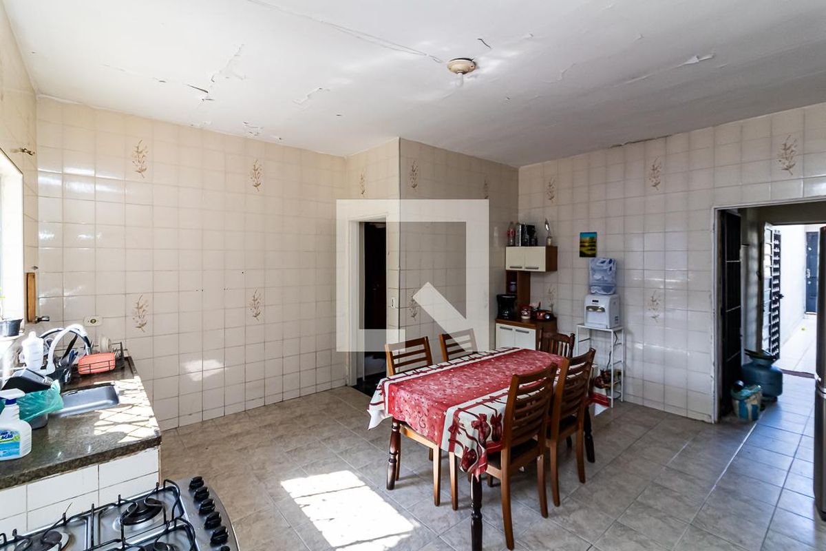Casa, 4 quartos, 215 m² - Foto 62