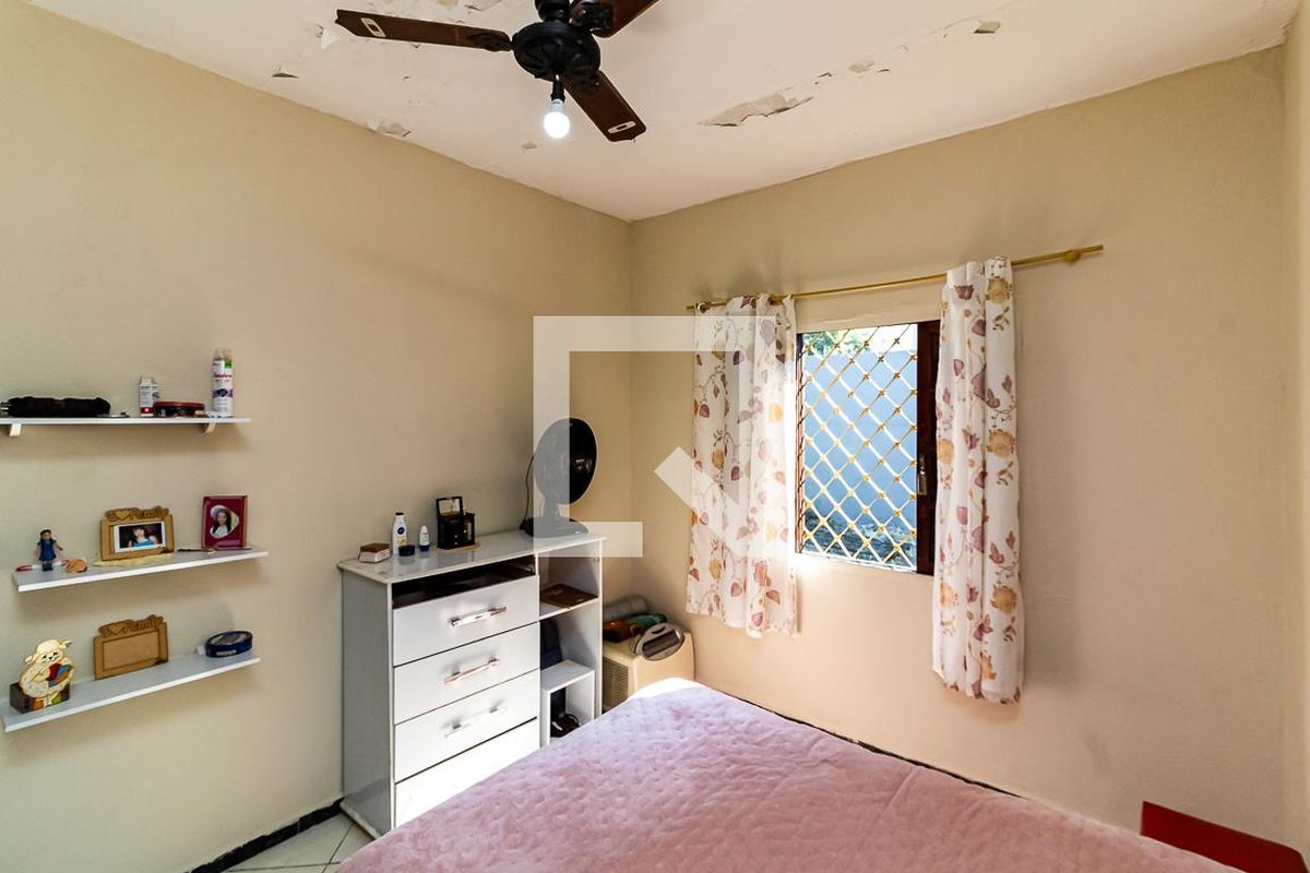 Casa, 4 quartos, 215 m² - Foto 42